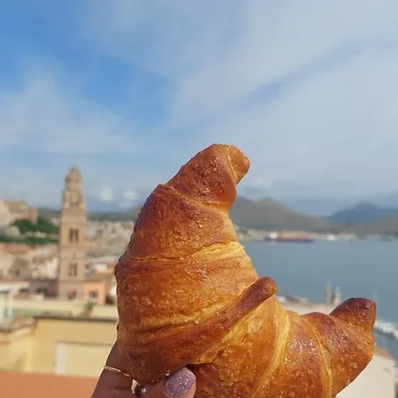 Santa Lucia *