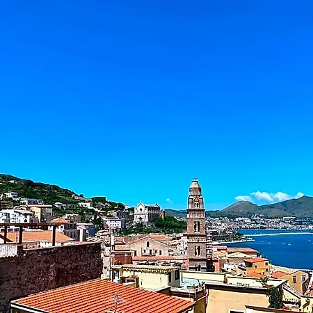 Santa Lucia 3*